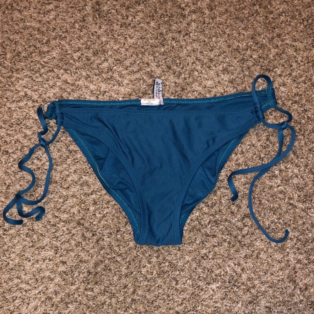Bikini bottom